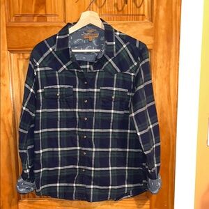 Women’s Plaid Button-Up Shirt